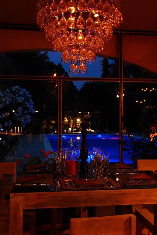 Hotel Les Mazets Des Roches Tarascon Dış mekan fotoğraf