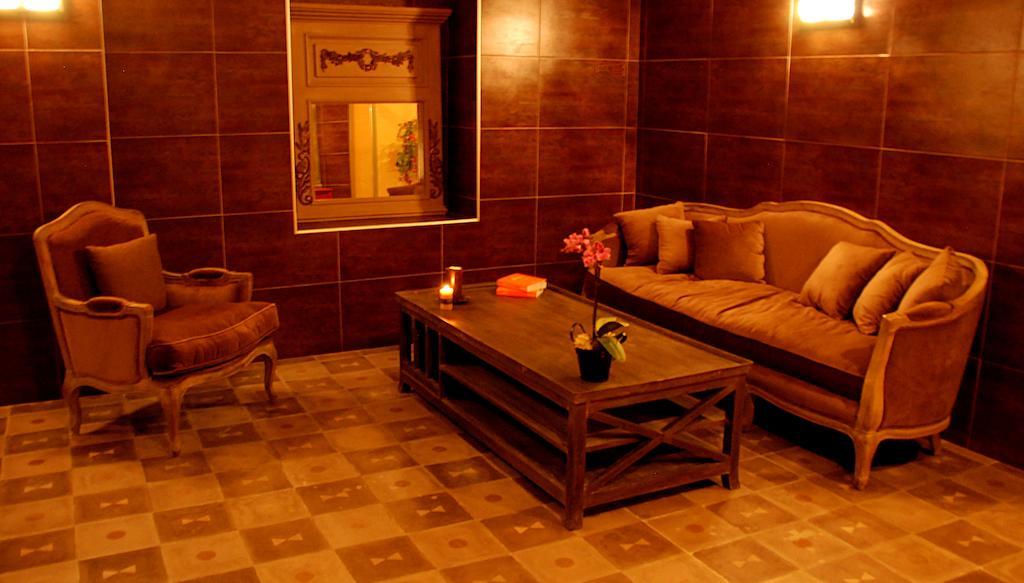 Hotel Les Mazets Des Roches Tarascon Dış mekan fotoğraf