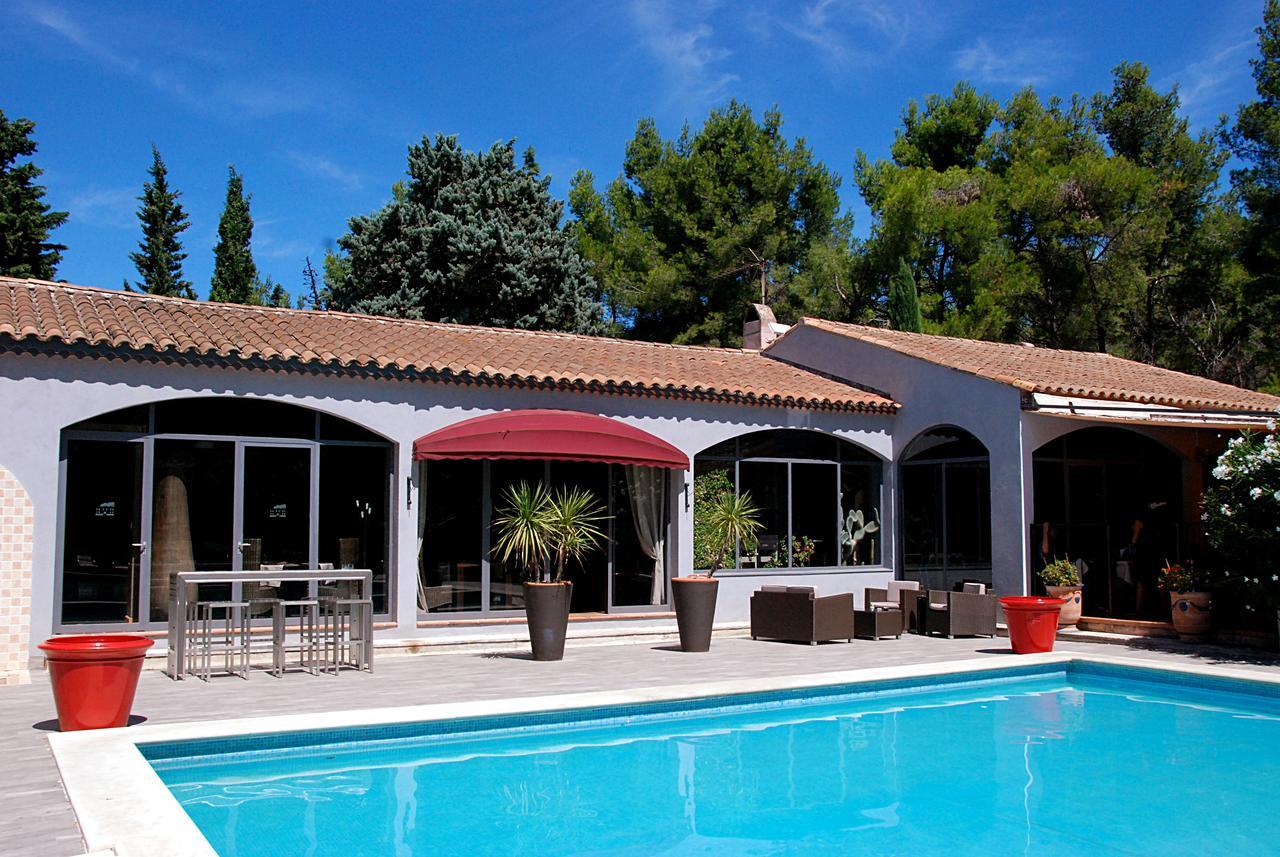 Hotel Les Mazets Des Roches Tarascon Dış mekan fotoğraf