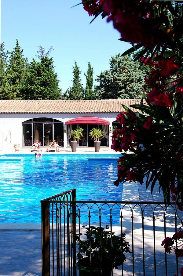 Hotel Les Mazets Des Roches Tarascon Dış mekan fotoğraf