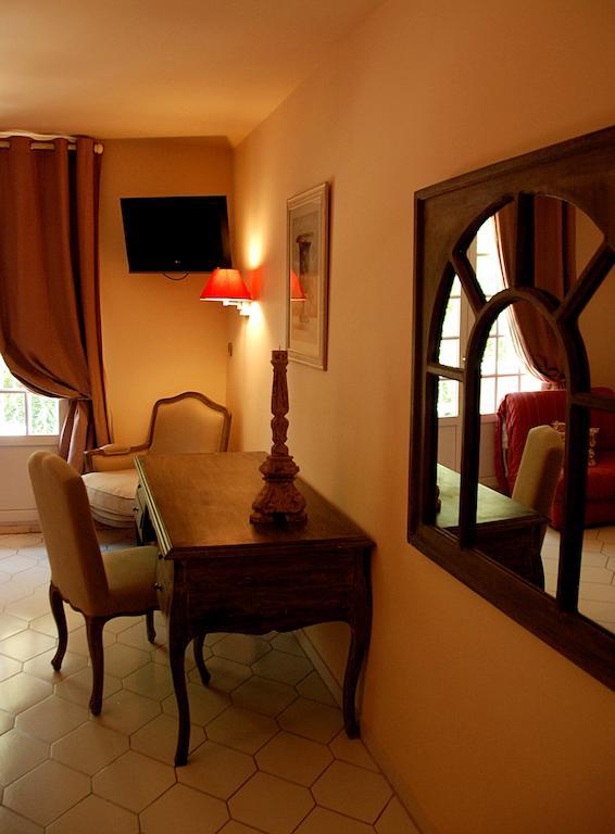 Hotel Les Mazets Des Roches Tarascon Dış mekan fotoğraf